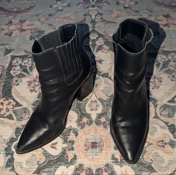 Steve Madden Acton ankle bootie - Picture 2 of 8